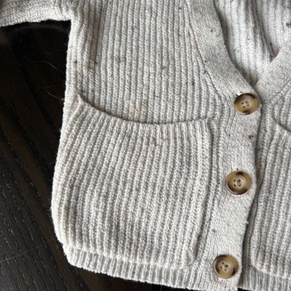 Old Navy Cream Button-Up Cardigan Girls Medium (8)